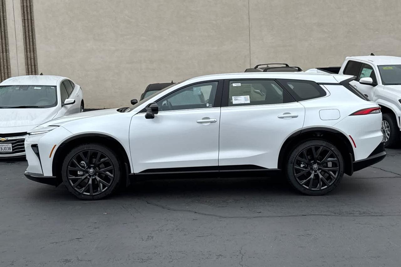 2025 Toyota Crown Signia Limited Roseville CA