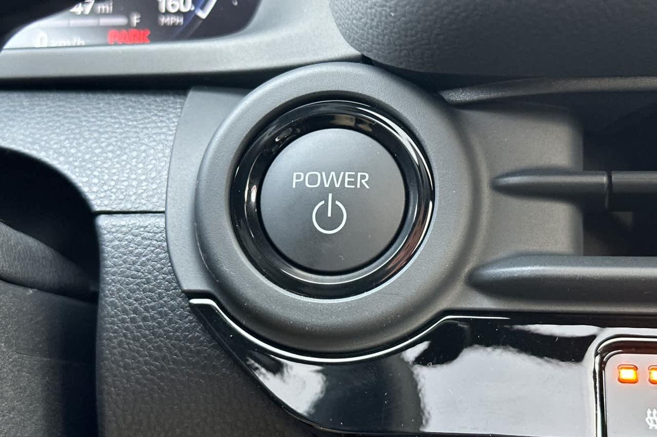 2025 Toyota Crown Signia Limited Roseville CA