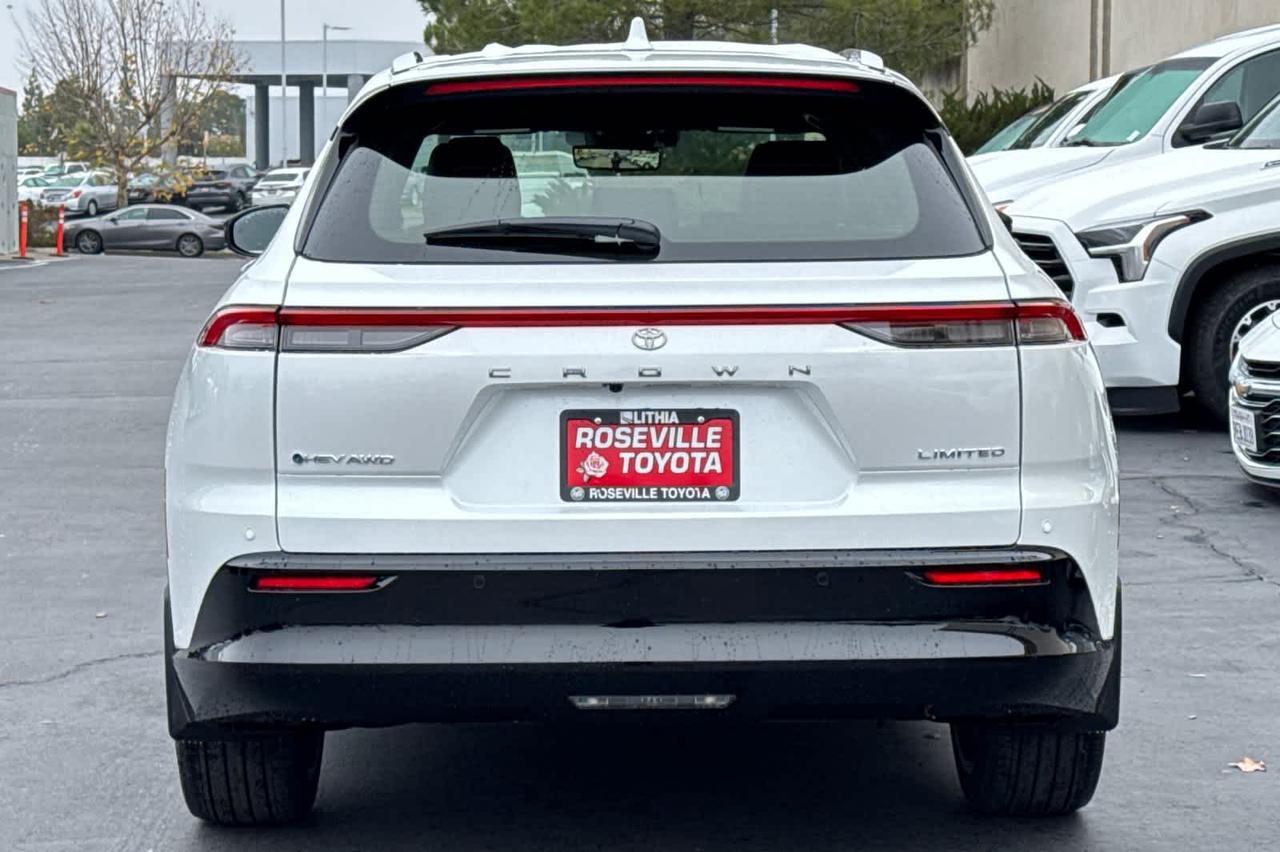 2025 Toyota Crown Signia Limited Roseville CA