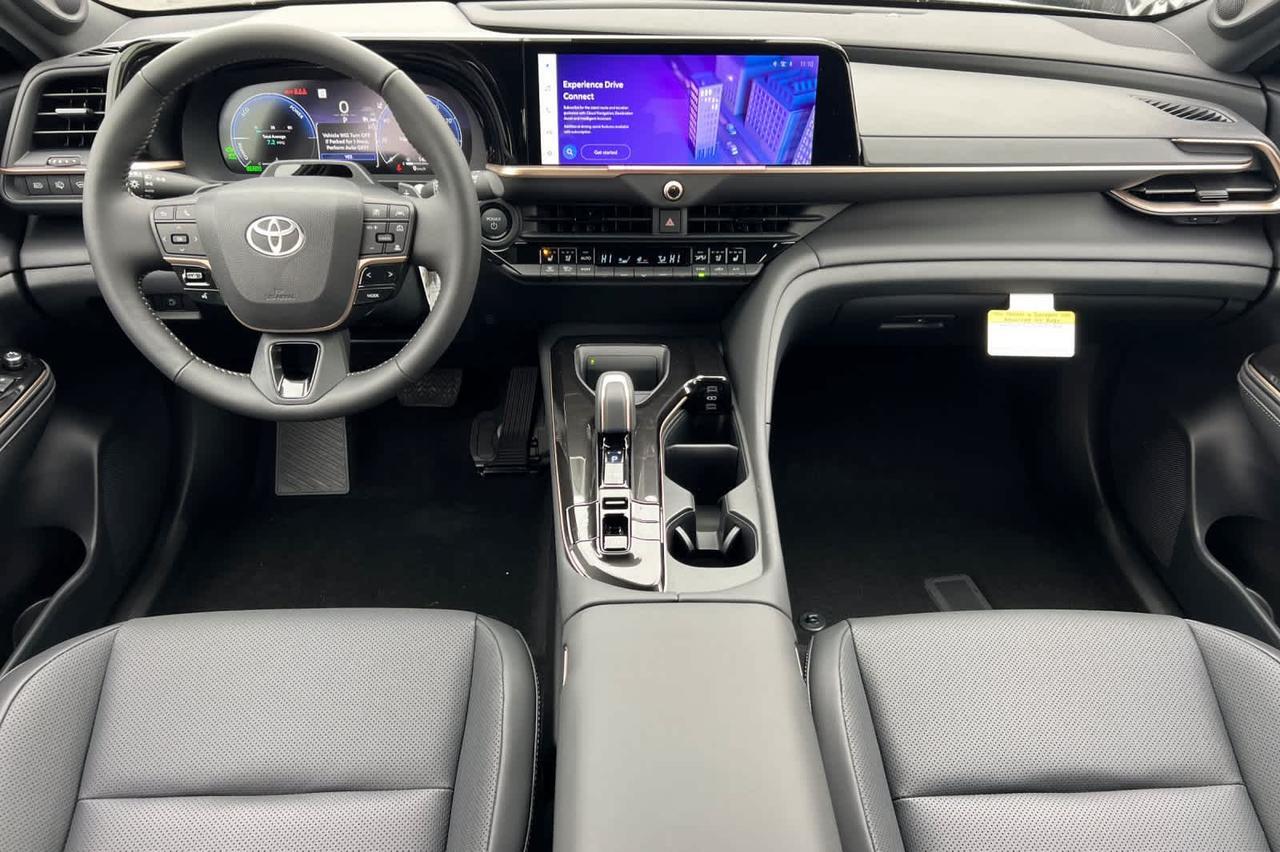 2025 Toyota Crown Signia Limited