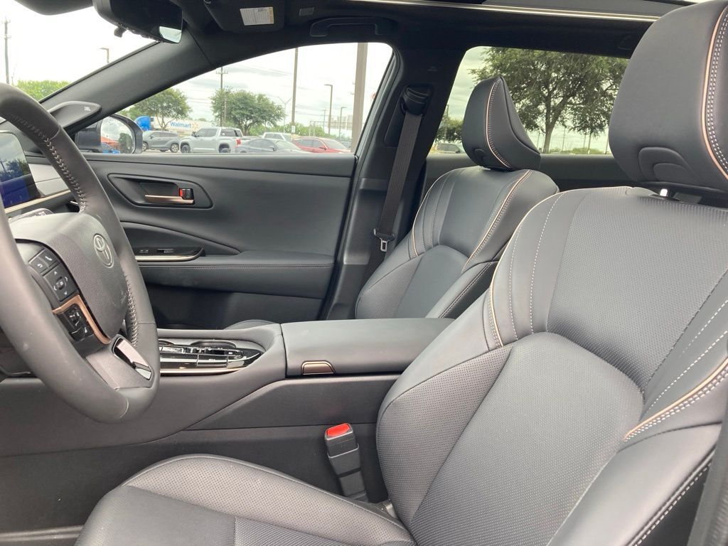 2025 Toyota Crown Signia Limited San Antonio TX
