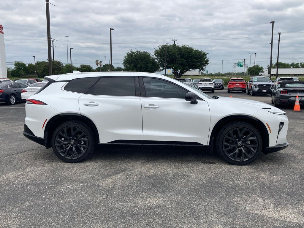 2025 Toyota Crown Signia Limited San Antonio TX