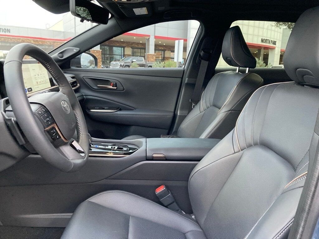 2025 Toyota Crown Signia Limited San Antonio TX