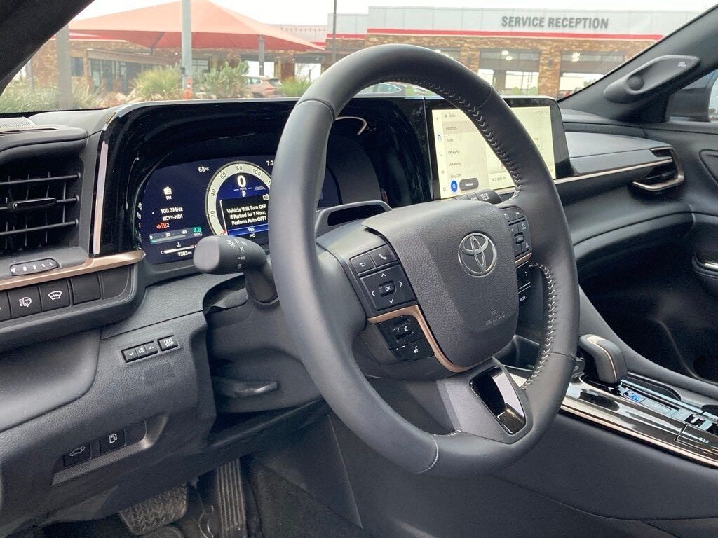 2025 Toyota Crown Signia Limited San Antonio TX