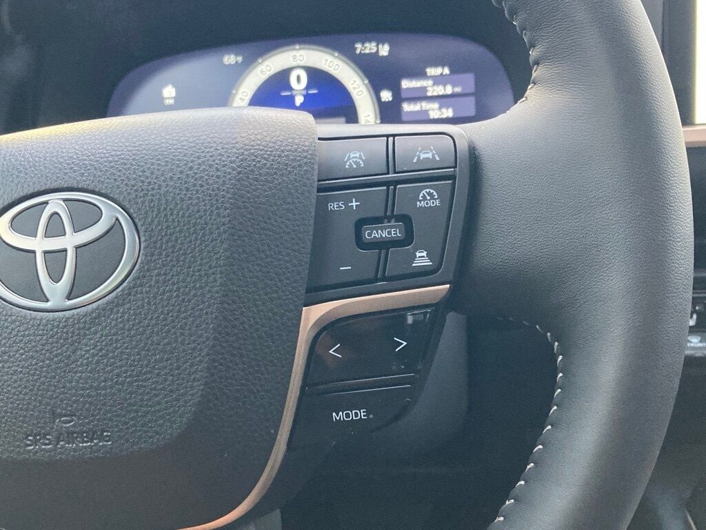 2025 Toyota Crown Signia Limited San Antonio TX