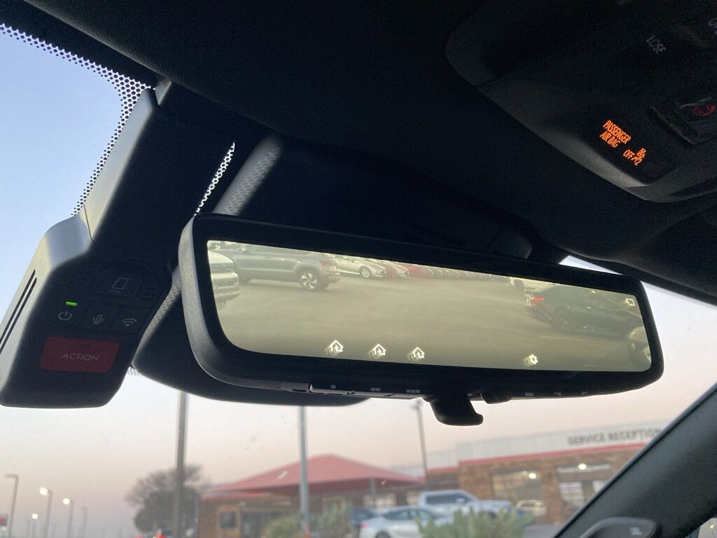 2025 Toyota Crown Signia Limited San Antonio TX