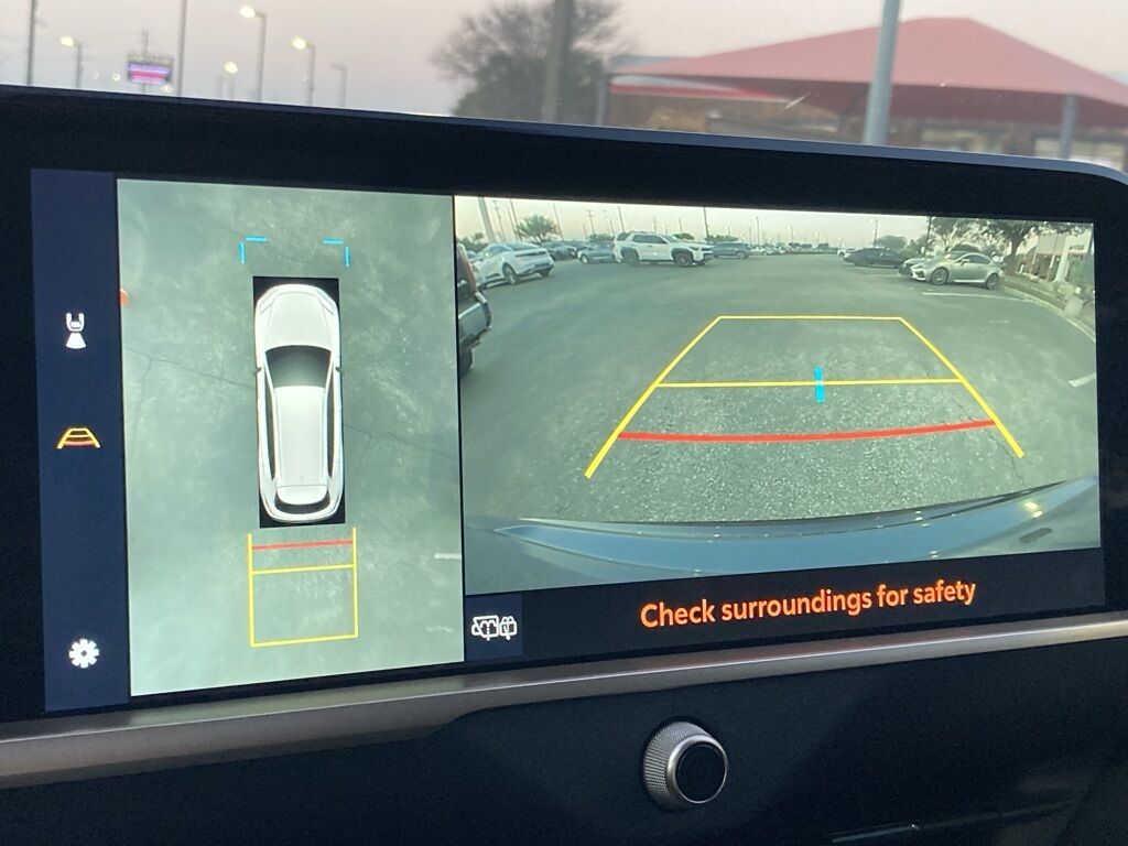 2025 Toyota Crown Signia Limited San Antonio TX