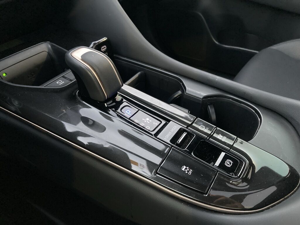 2025 Toyota Crown Signia Limited San Antonio TX