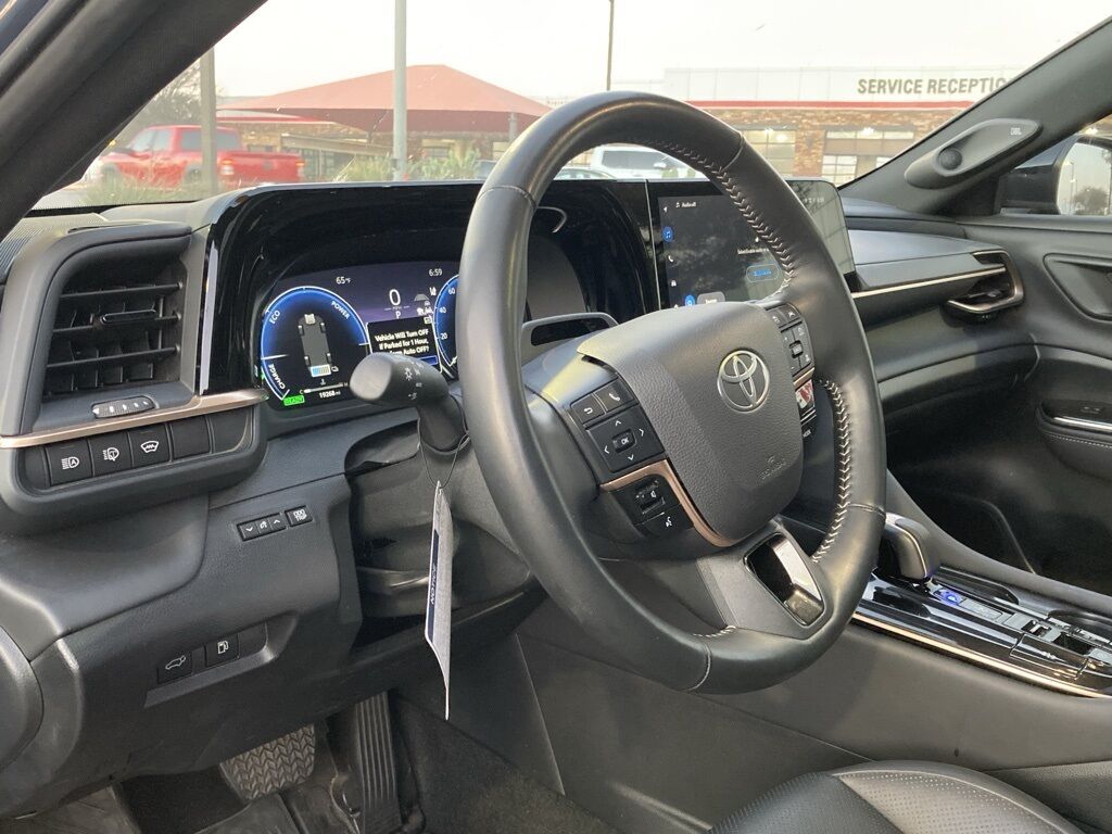 2025 Toyota Crown Signia Limited San Antonio TX