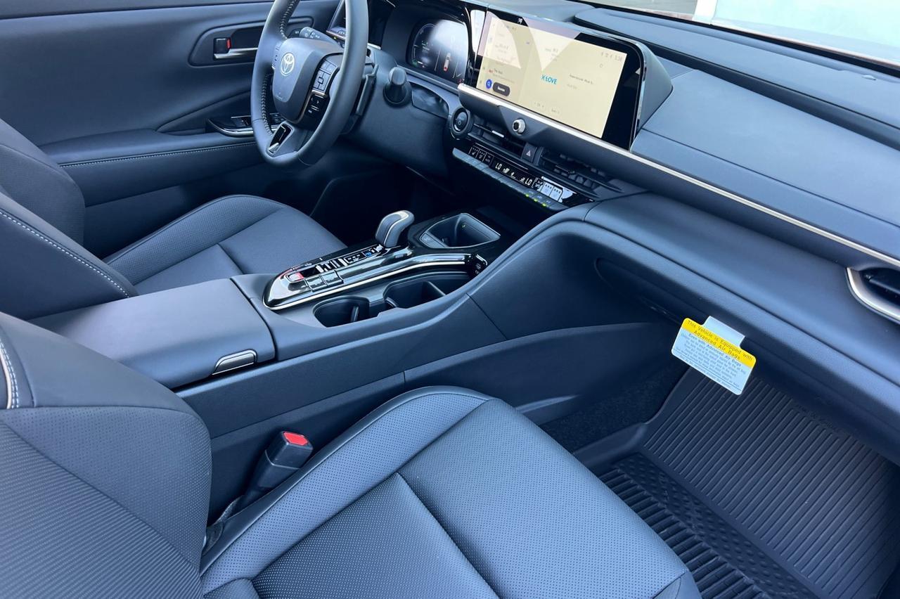 2025 Toyota Crown Signia Limited Ontario OR