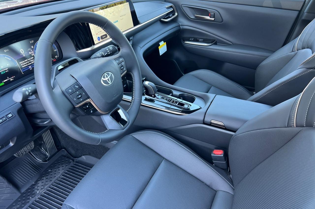 2025 Toyota Crown Signia Limited Ontario OR