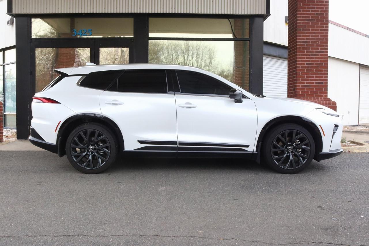 2025 Toyota Crown Signia Limited Fredericksburg VA