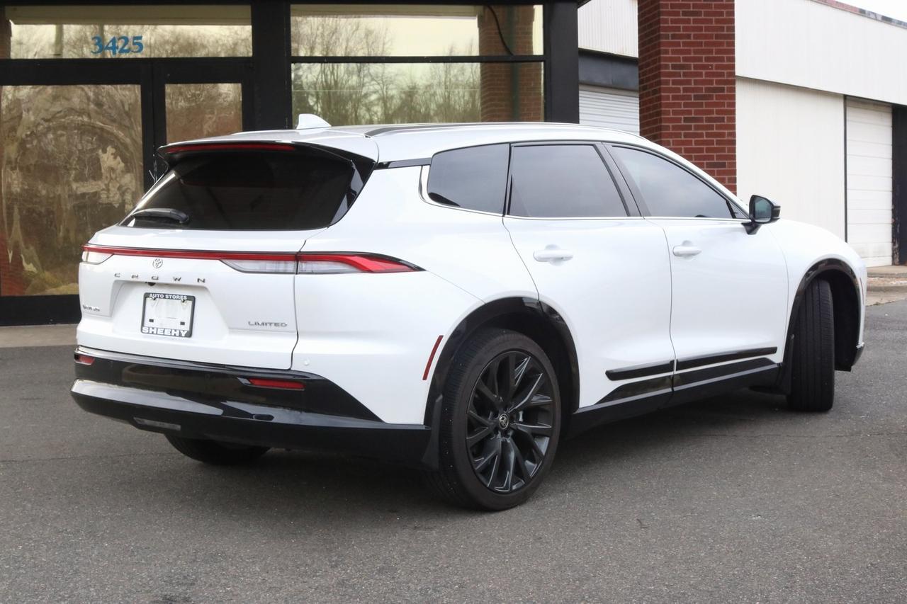 2025 Toyota Crown Signia Limited Fredericksburg VA