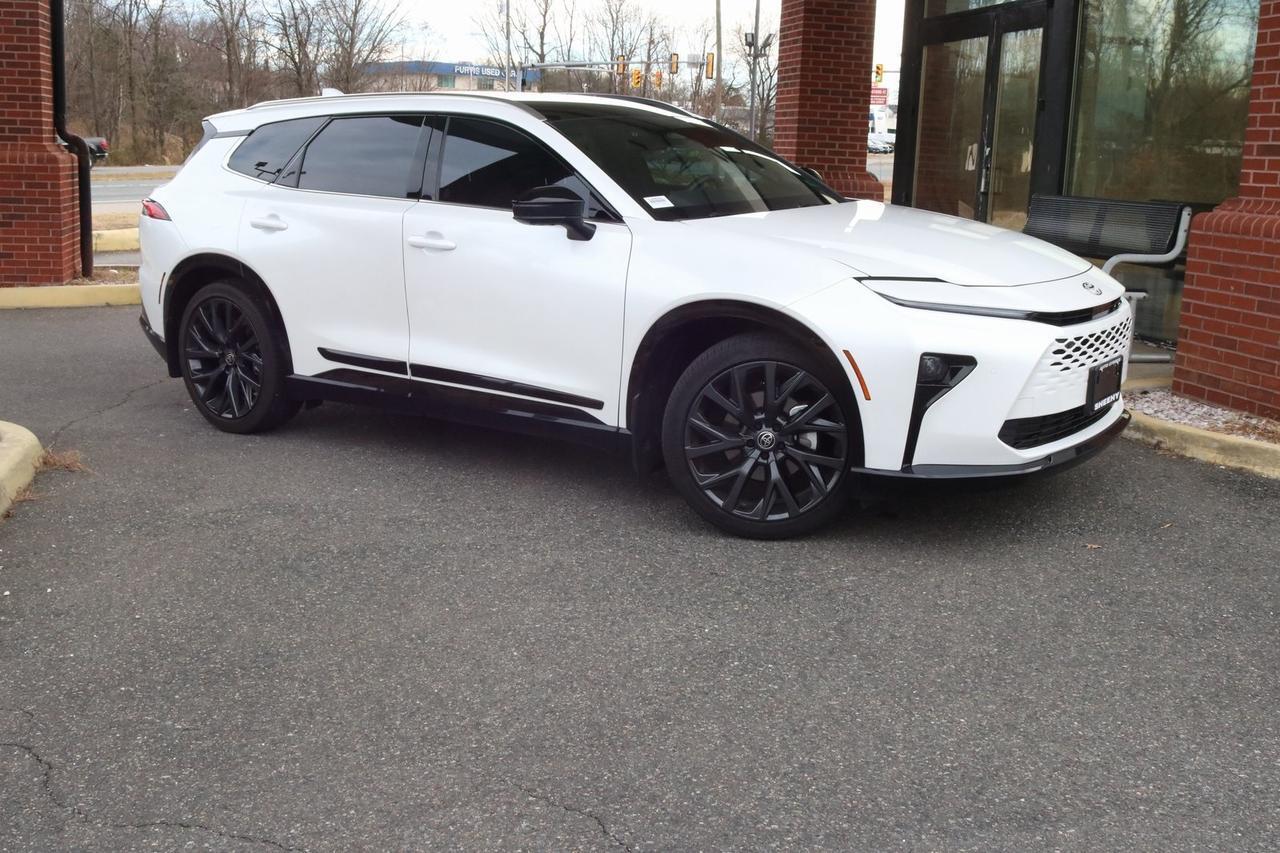 2025 Toyota Crown Signia