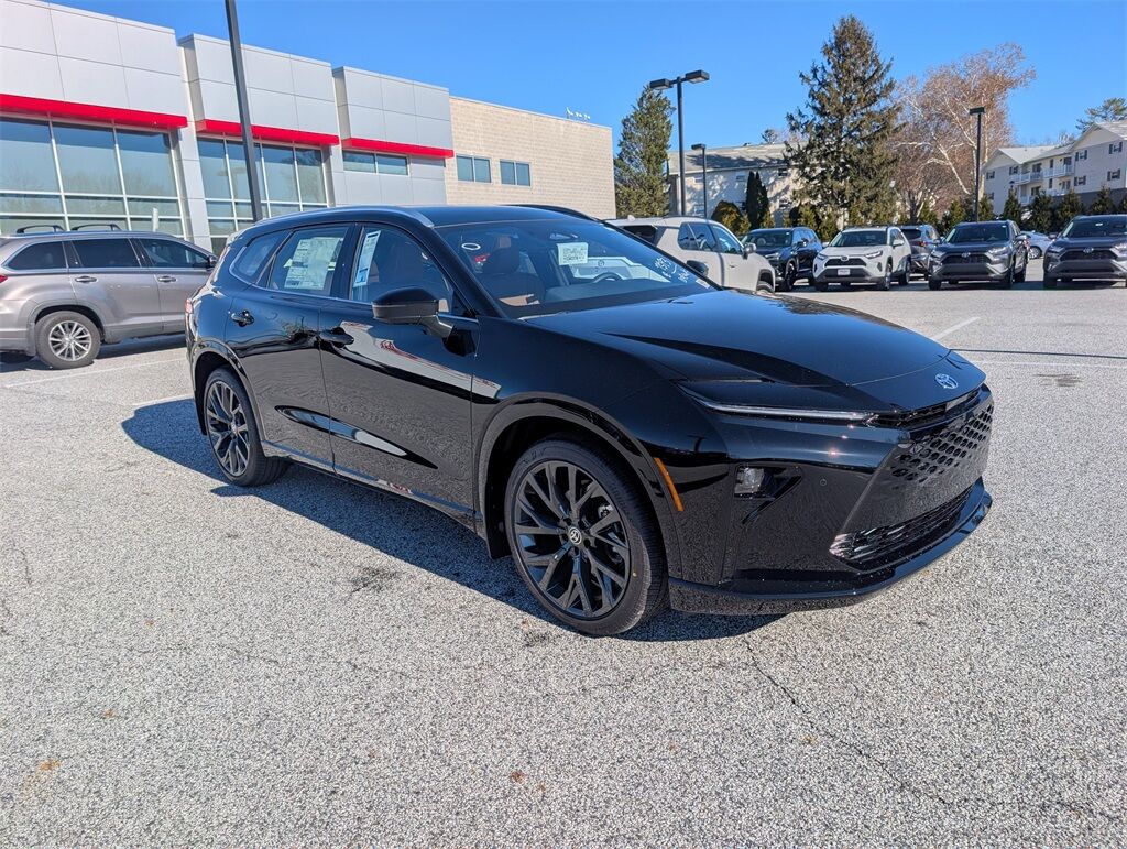 2025 Toyota Crown Signia Limited