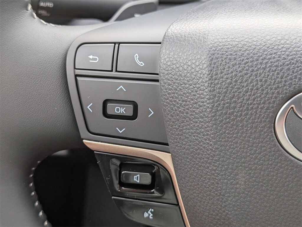 2025 Toyota Crown Signia Limited Cockeysville MD