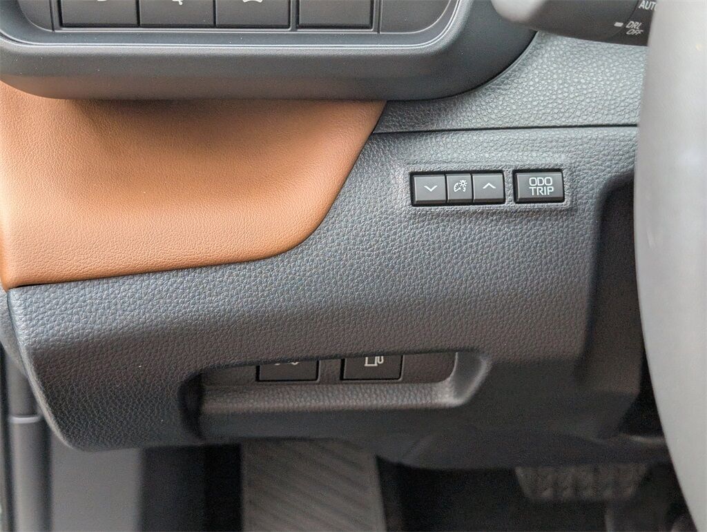 2025 Toyota Crown Signia Limited Cockeysville MD