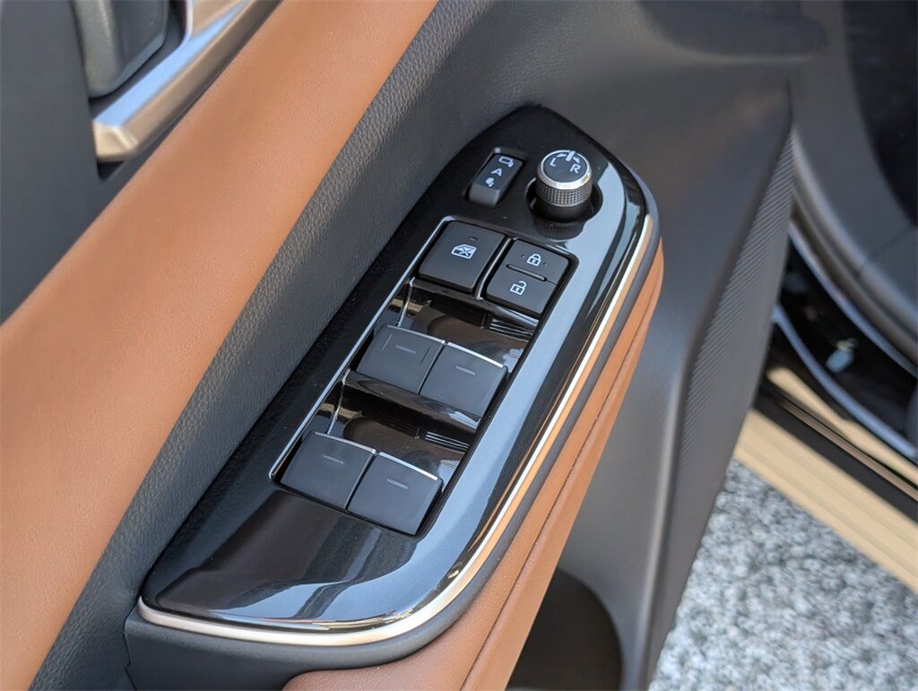 2025 Toyota Crown Signia Limited Cockeysville MD