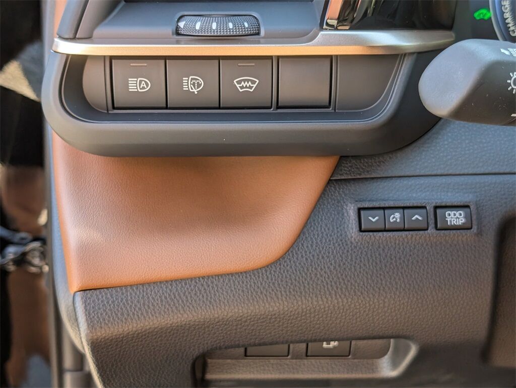 2025 Toyota Crown Signia Limited Cockeysville MD