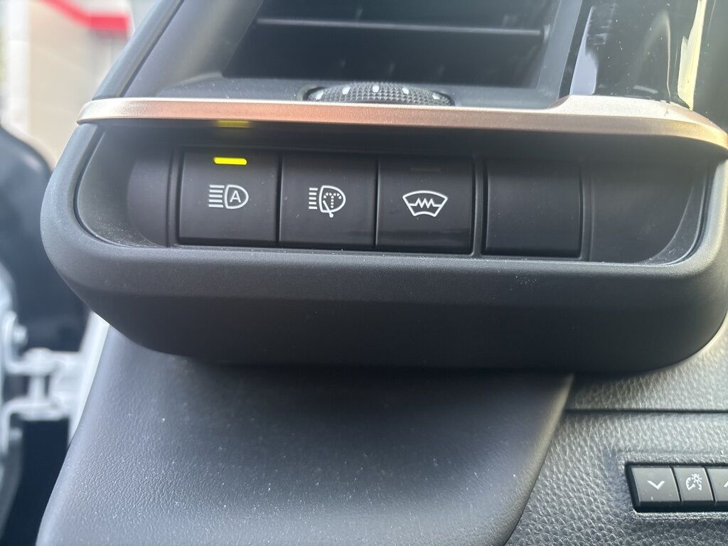 2025 Toyota Crown Signia Limited Cockeysville MD