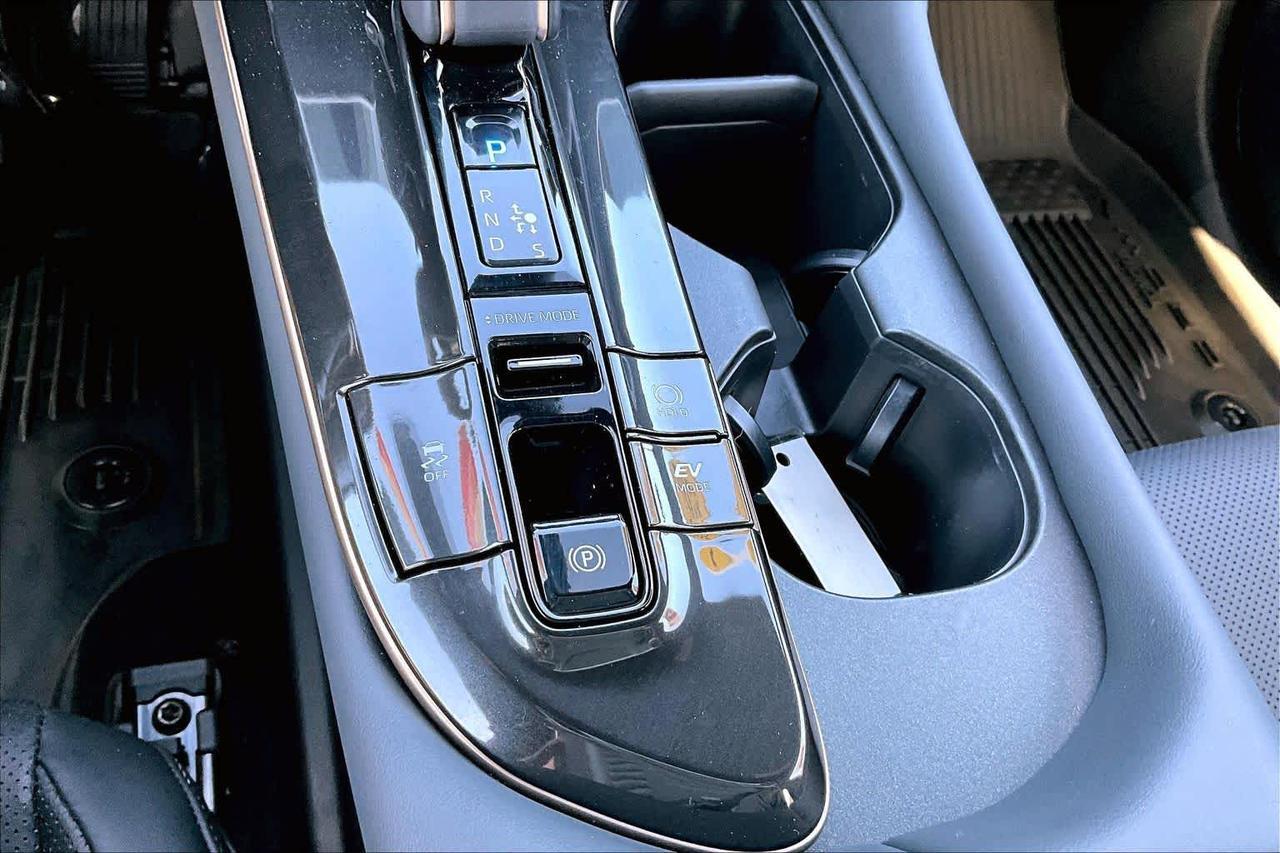 2025 Toyota Crown Signia XLE Folsom CA
