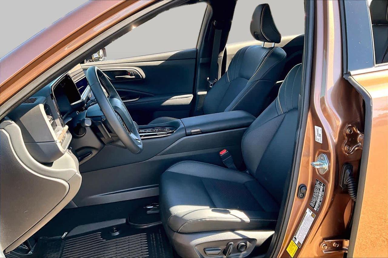 2025 Toyota Crown Signia XLE Folsom CA