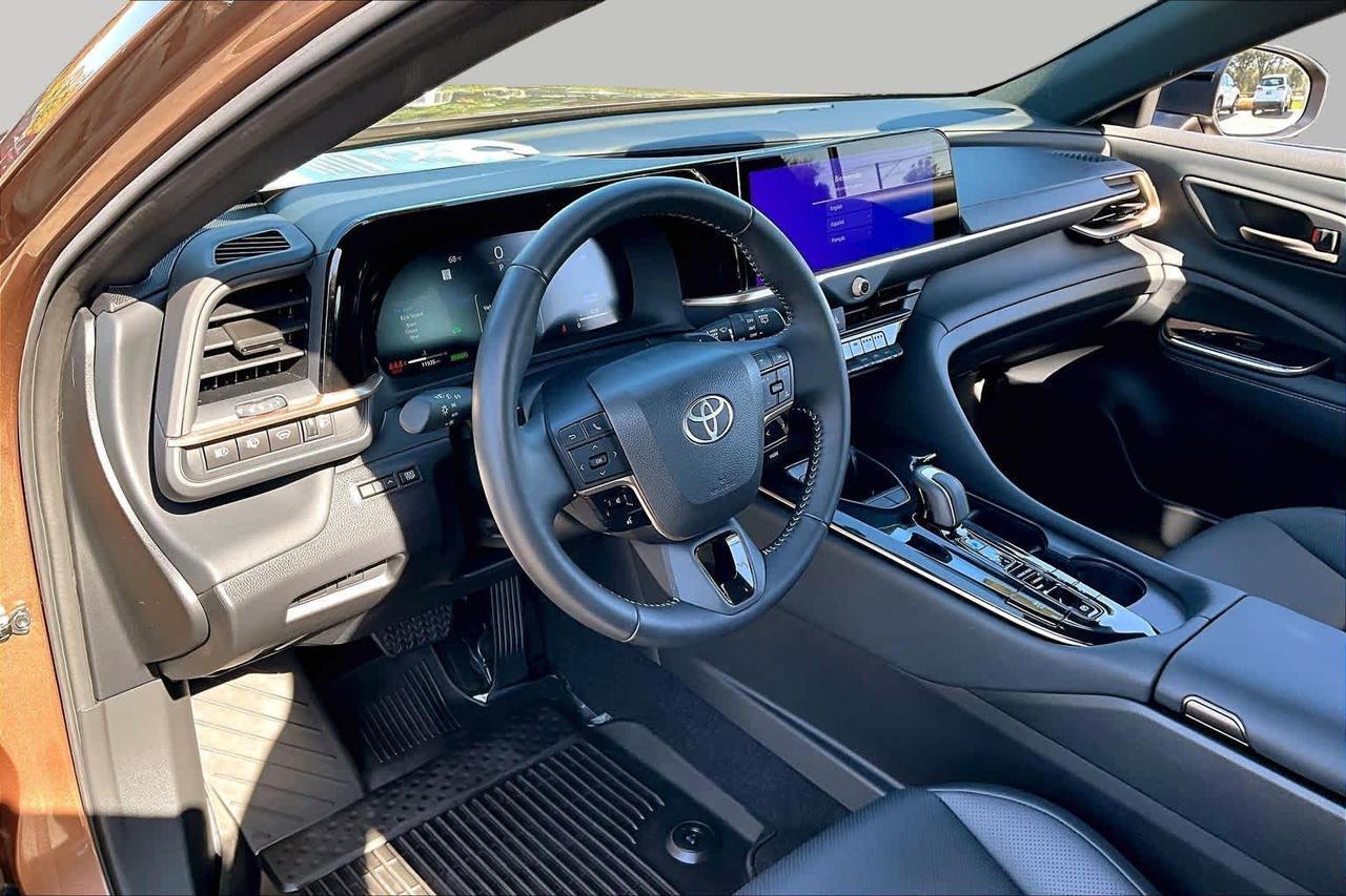 2025 Toyota Crown Signia XLE Folsom CA