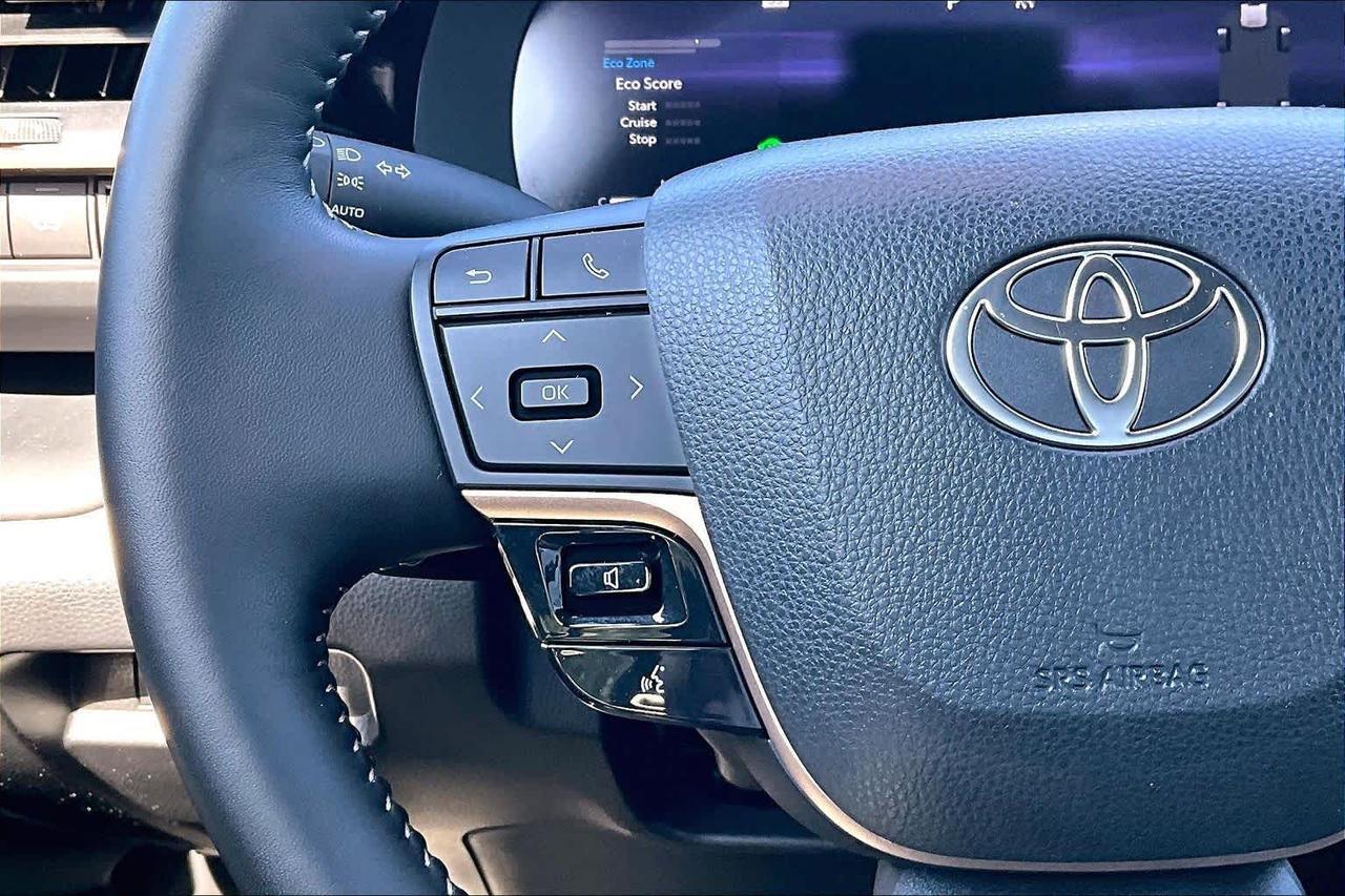 2025 Toyota Crown Signia XLE Folsom CA