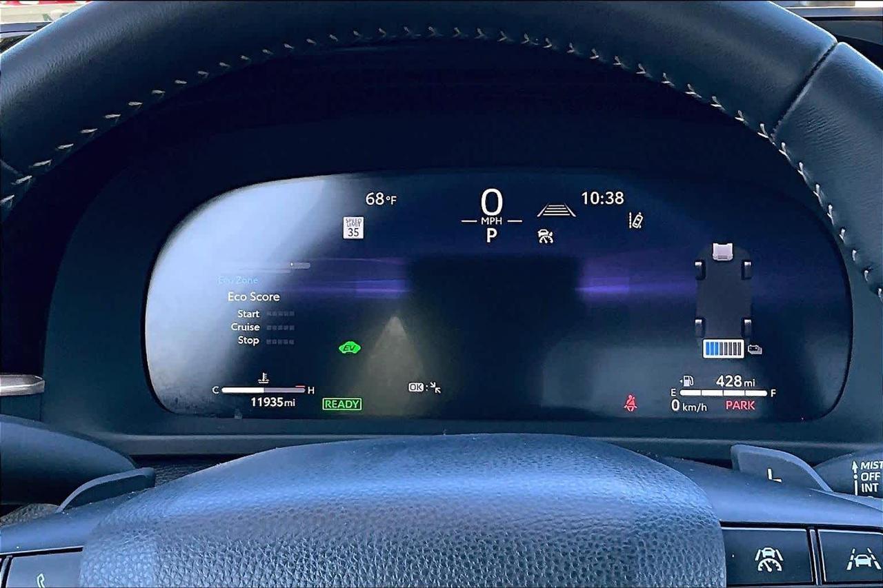 2025 Toyota Crown Signia XLE Folsom CA
