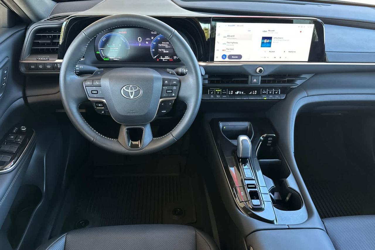 2025 Toyota Crown Signia XLE Roseville CA