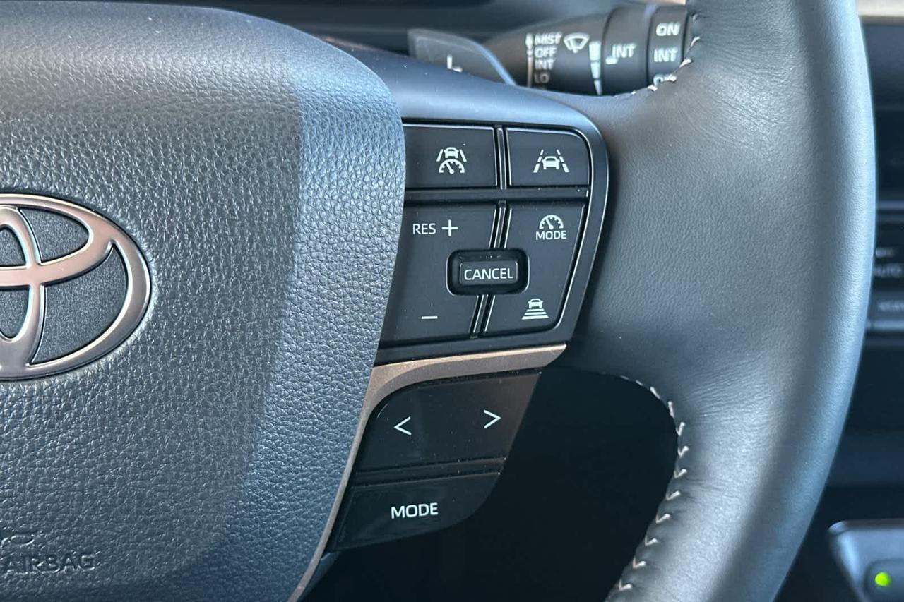 2025 Toyota Crown Signia XLE Roseville CA
