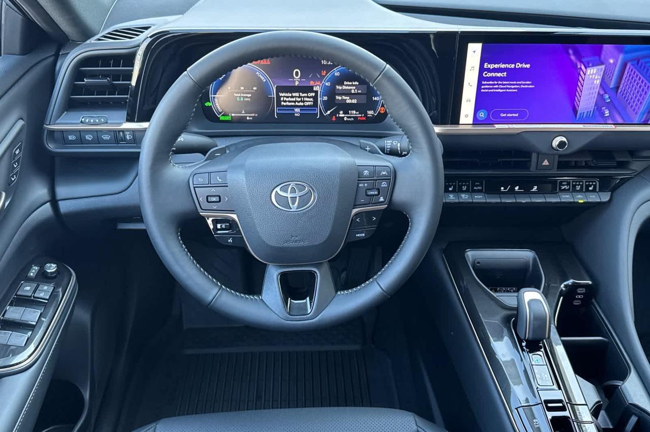 2025 Toyota Crown Signia XLE Roseville CA