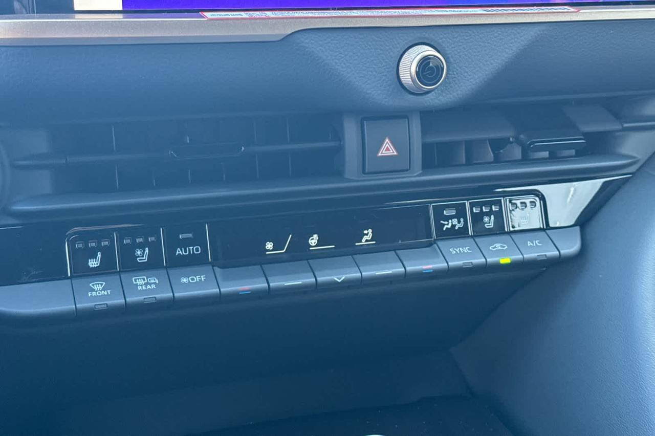 2025 Toyota Crown Signia XLE Roseville CA