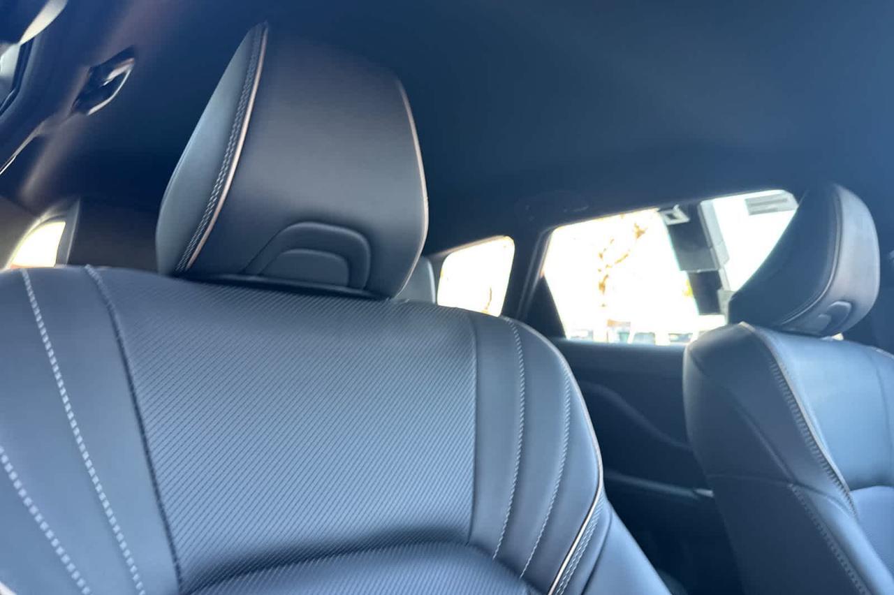 2025 Toyota Crown Signia XLE Roseville CA