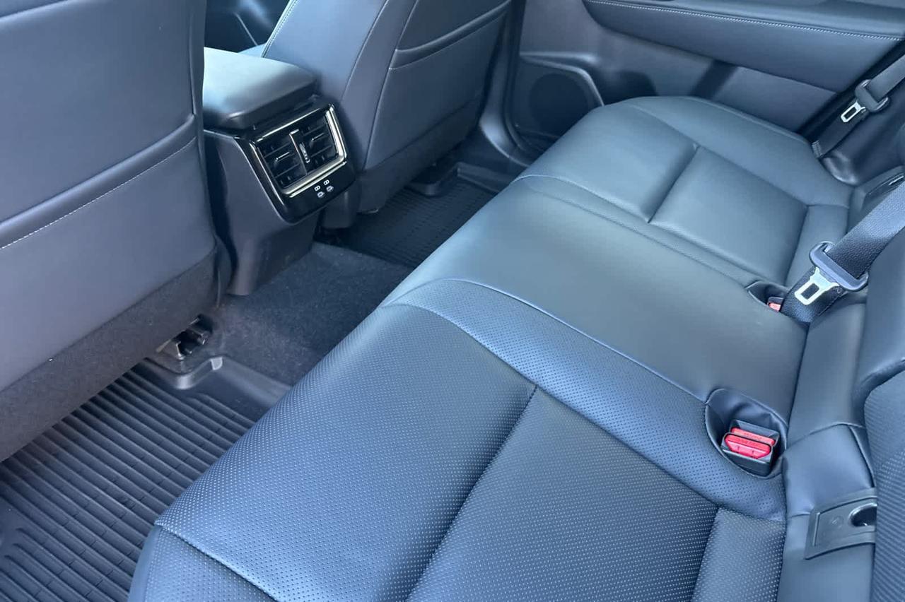 2025 Toyota Crown Signia XLE Roseville CA