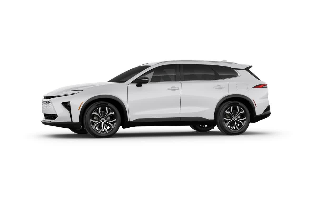 2025 Toyota Crown Signia XLE