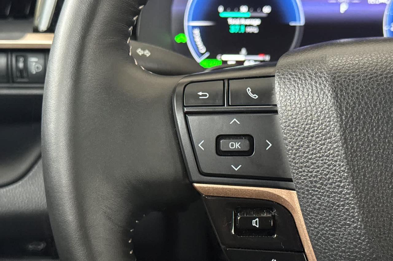 2025 Toyota Crown Signia XLE Roseville CA