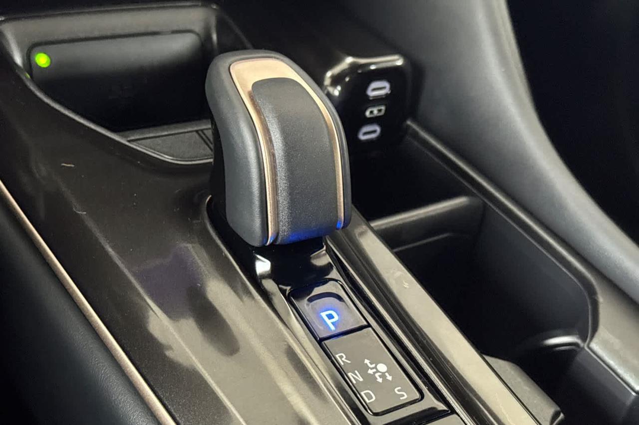 2025 Toyota Crown Signia XLE Roseville CA