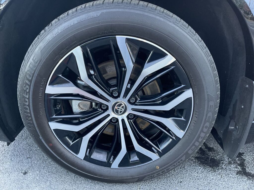 2025 Toyota Crown Signia XLE Richmond VA