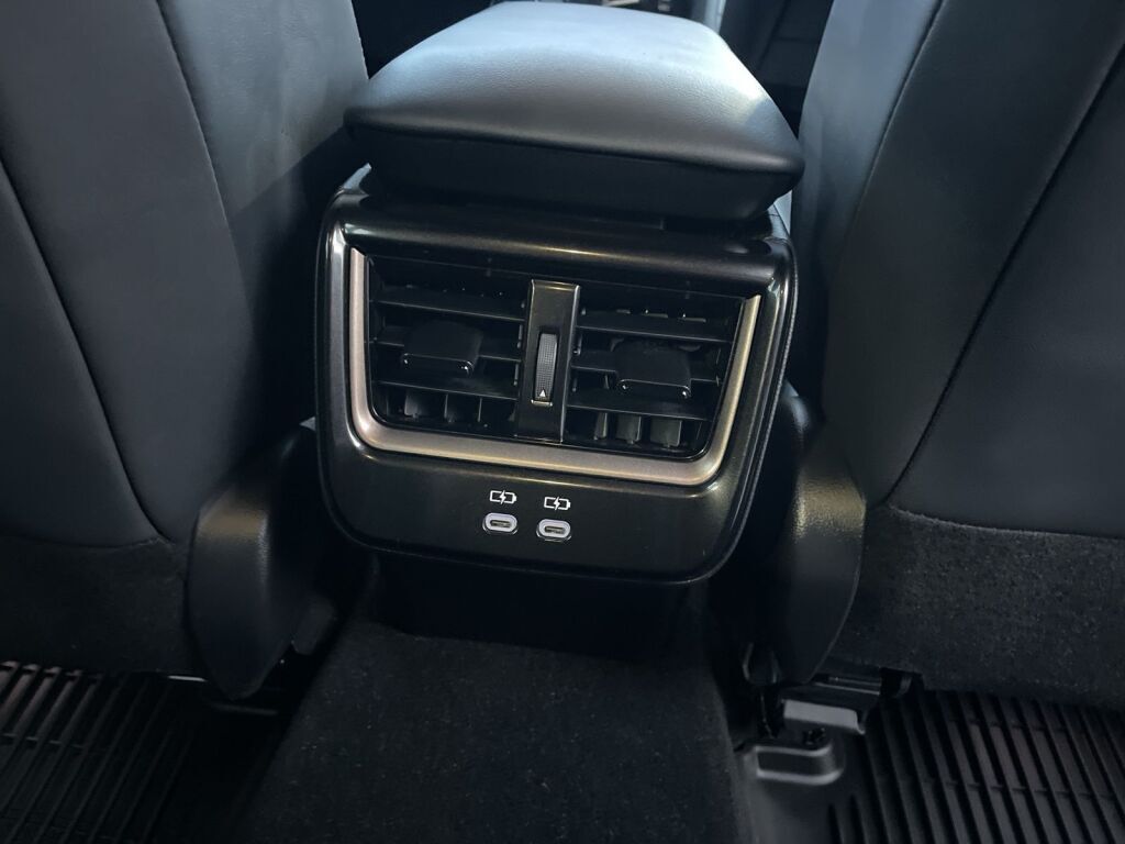 2025 Toyota Crown Signia XLE Richmond VA