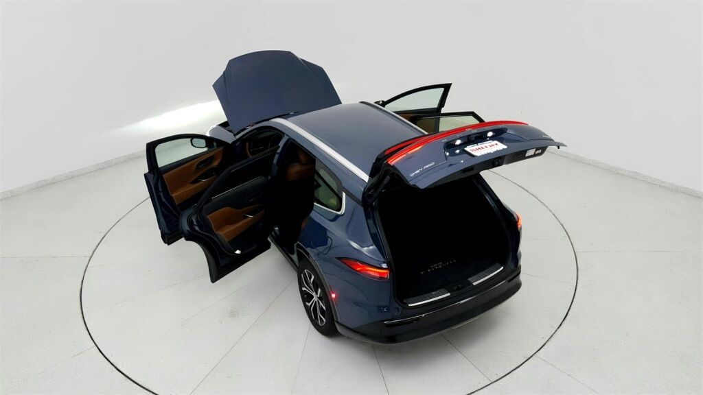 2025 Toyota Crown Signia XLE Laurel MD