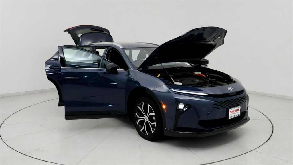 2025 Toyota Crown Signia XLE Laurel MD