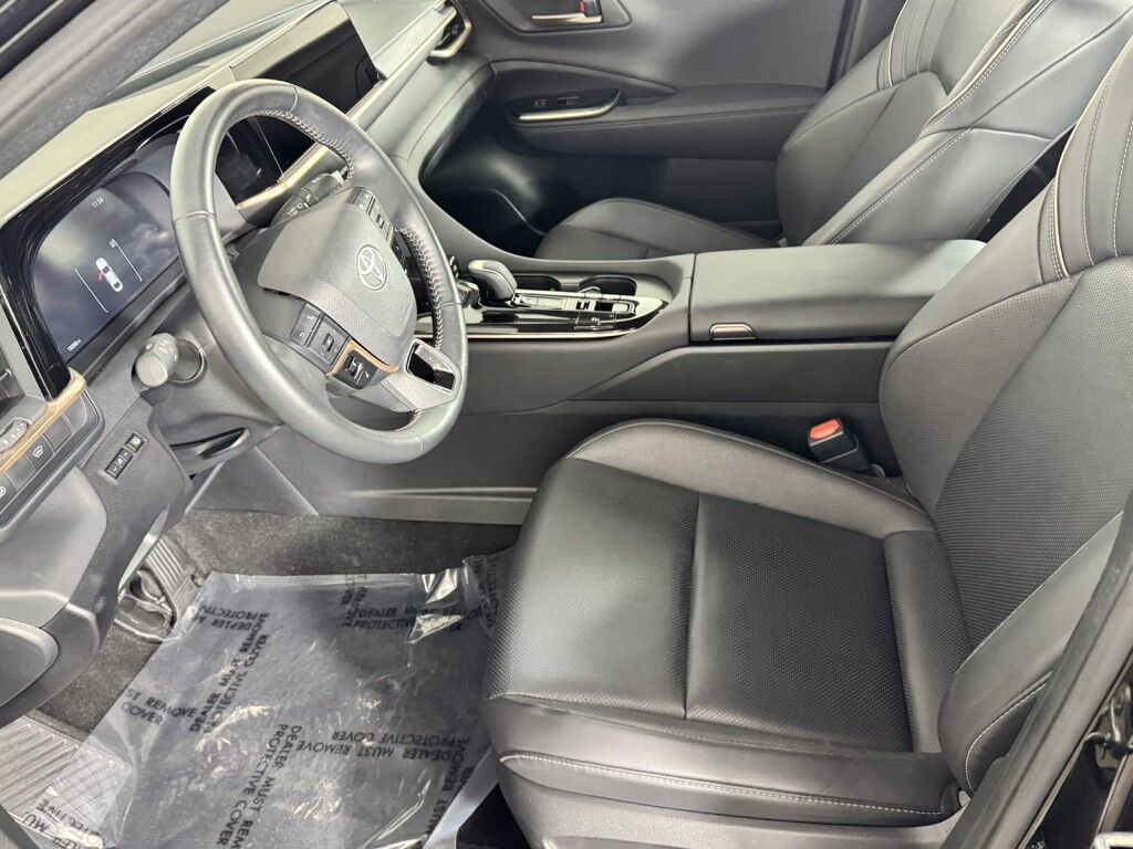 2025 Toyota Crown XLE AWD Maumee OH