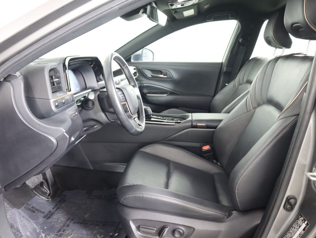 2025 Toyota Crown XLE AWD Maumee OH