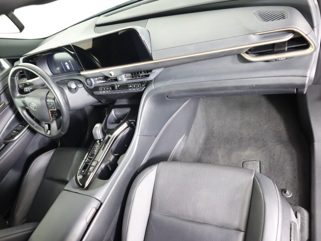 2025 Toyota Crown XLE AWD Maumee OH