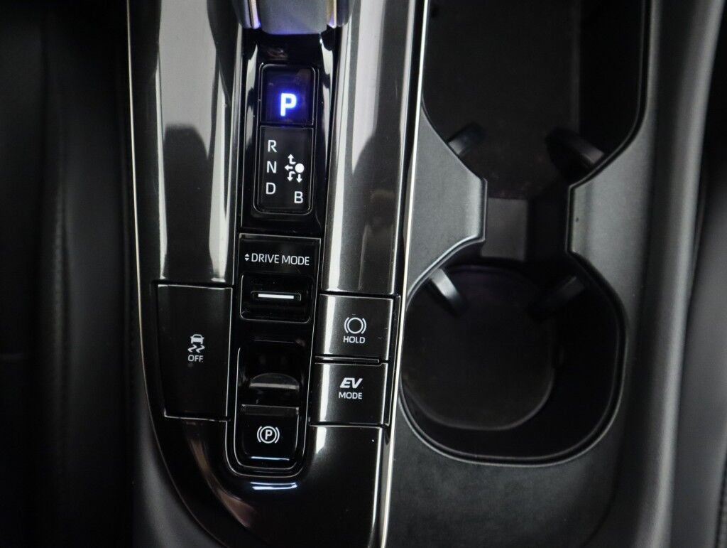 2025 Toyota Crown XLE Maumee OH