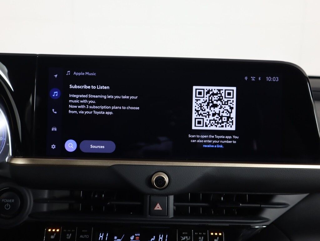 2025 Toyota Crown XLE Maumee OH