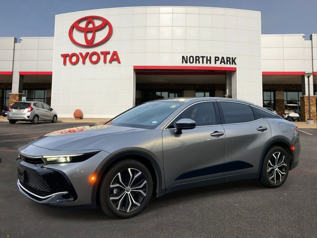 2025 Toyota Crown XLE