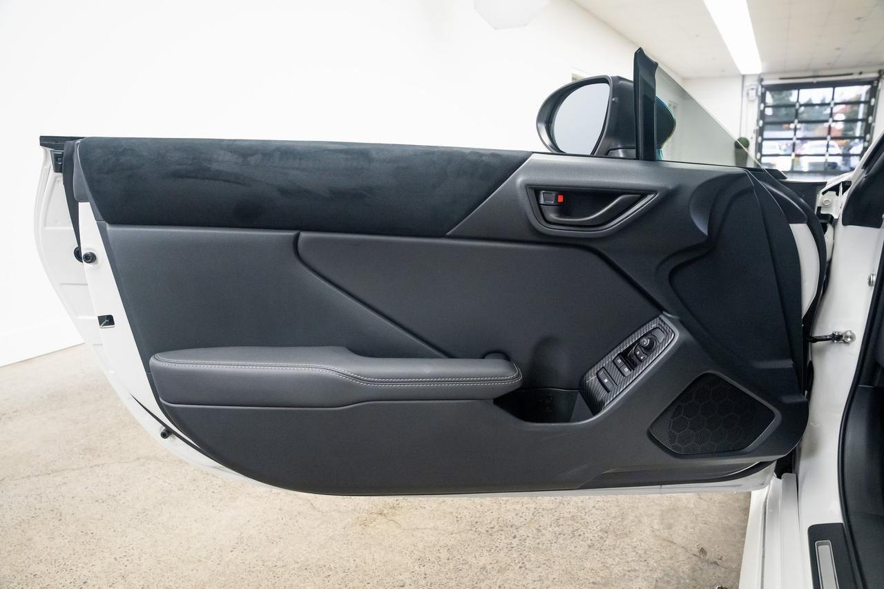 2025 Toyota GR86 Premium 1 Owner  $20k in MODS Portland OR