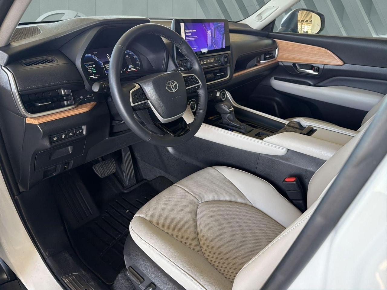 2025 Toyota Grand Highlander Hybrid Limited San Antonio TX